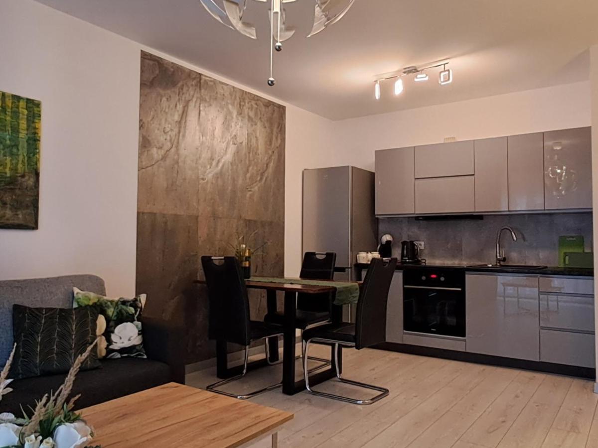 Apartament-Sweet Night ลูบิน ภายนอก รูปภาพ