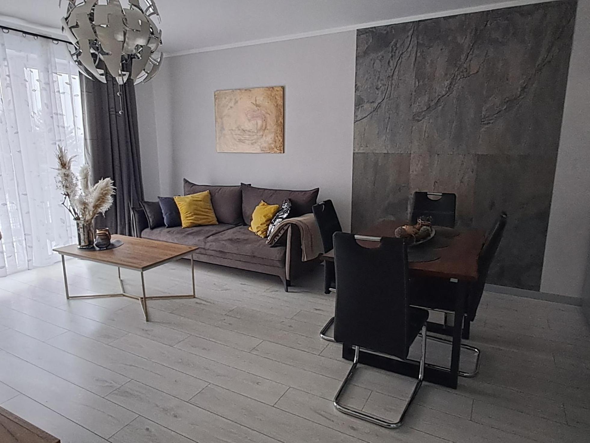 Apartament-Sweet Night ลูบิน ภายนอก รูปภาพ